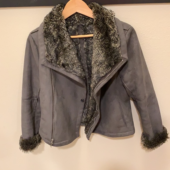 Suede & Fur Coat - Picture 3 of 8